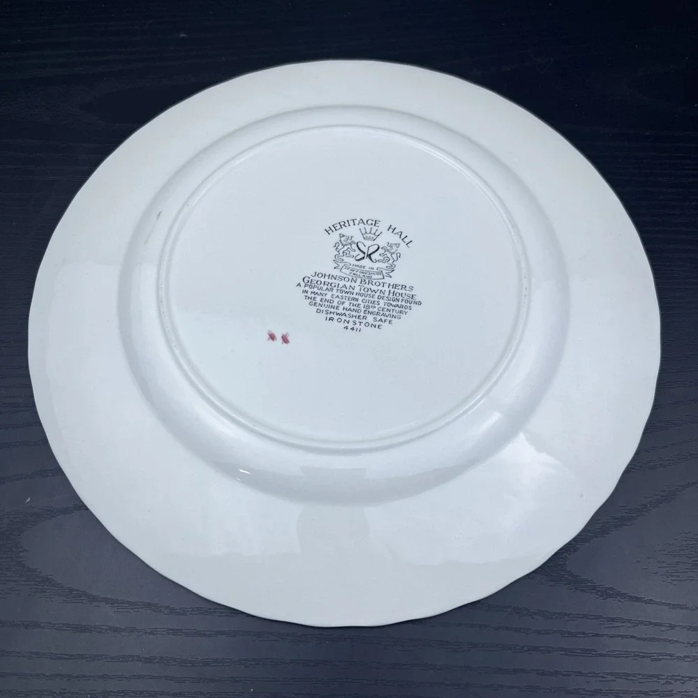 Johnson Brothers Heritage‎ Hall Georgian Town House Dinner Plate 9.75